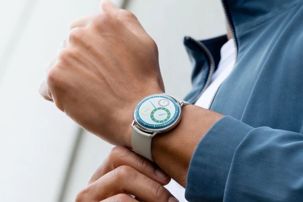 Ressence watches hands on